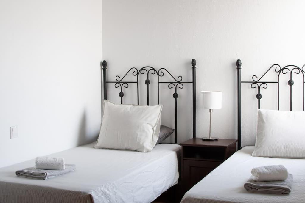Casa Marlay Spacious, Heated Pool, Bbq & Fast Wi-Fi Only 15 Minutes Walk To Town Playa Blanca  Bagian luar foto