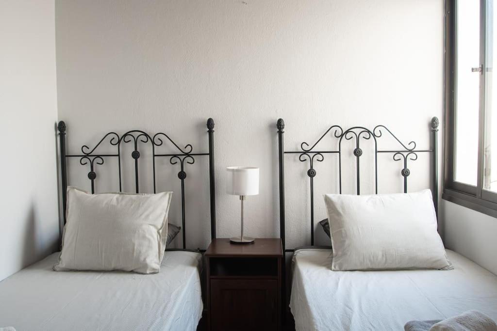 Casa Marlay Spacious, Heated Pool, Bbq & Fast Wi-Fi Only 15 Minutes Walk To Town Playa Blanca  Bagian luar foto