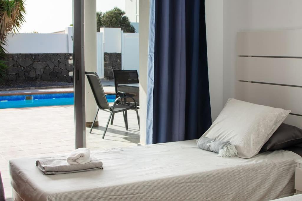 Casa Marlay Spacious, Heated Pool, Bbq & Fast Wi-Fi Only 15 Minutes Walk To Town Playa Blanca  Bagian luar foto