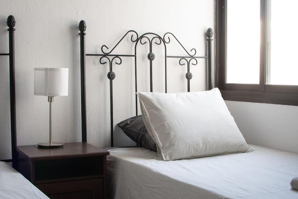 Casa Marlay Spacious, Heated Pool, Bbq & Fast Wi-Fi Only 15 Minutes Walk To Town Playa Blanca  Bagian luar foto